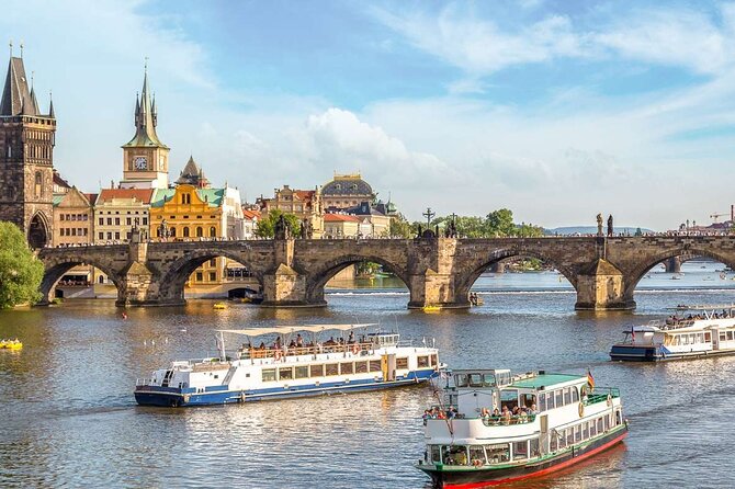 2-Day Prague Tour from Vienna with private Transfers and Lunches - The second lunch and final free hours