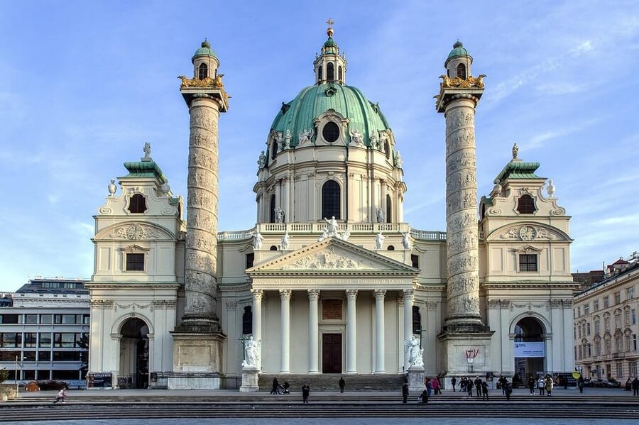 3 hour private tour in Vienna by private car - St. Stephen’s Cathedral and the old center