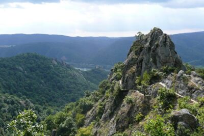 4-Hour Private Alpine Hiking Tour ‘In the footsteps of king Lionheart’