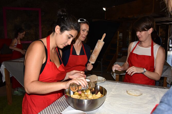 Apple Strudel & Prezel Cooking Class incl. Dinner & Music - Key points to know before booking