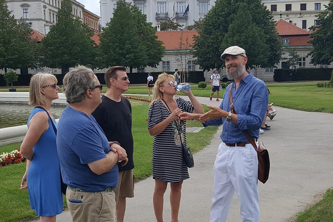 Belvedere Palace and Museum Tour - Why the Belvedere works best with a guide