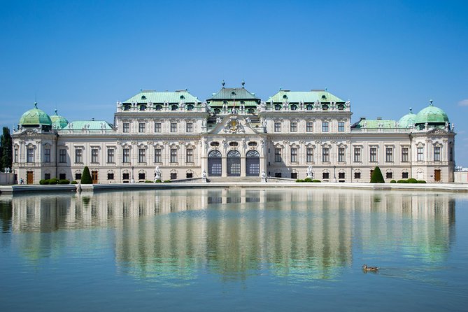 Belvedere Palace and Museum Tour - What the small group changes