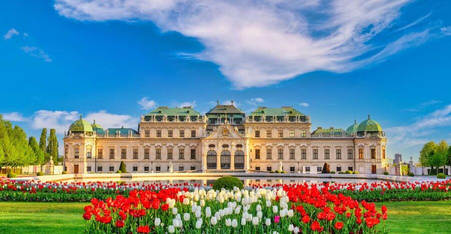 Belvedere Palace: Tour with Skip-the-Line/Transfer Options - Why Klimt’s The Kiss is only the beginning