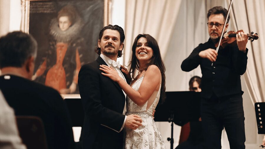 Best of Mozart & Strauss - Strauss brings the big Viennese finish