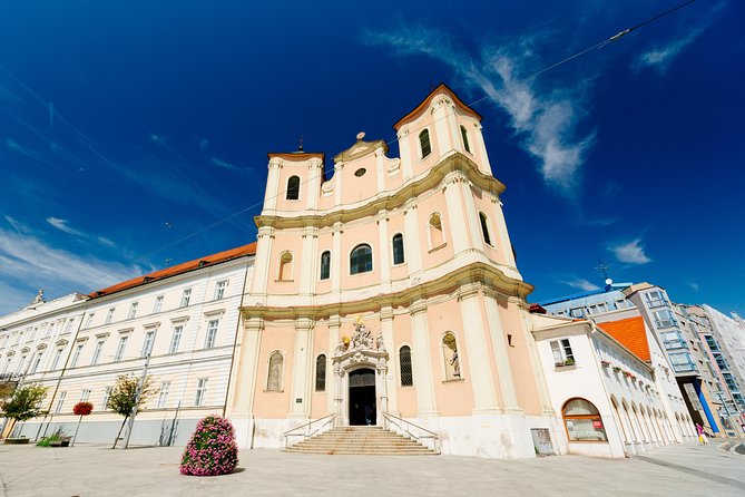 Bratislava Day Trip from Vienna With Catamaran Cruise on Danube - Returning on the Twin City Liner