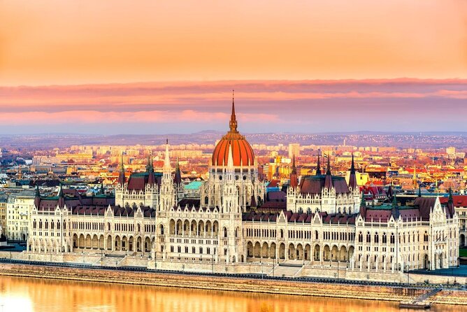 Budapest Day Trip from Vienna - Heroes’ Square and Vajdahunyad Castle