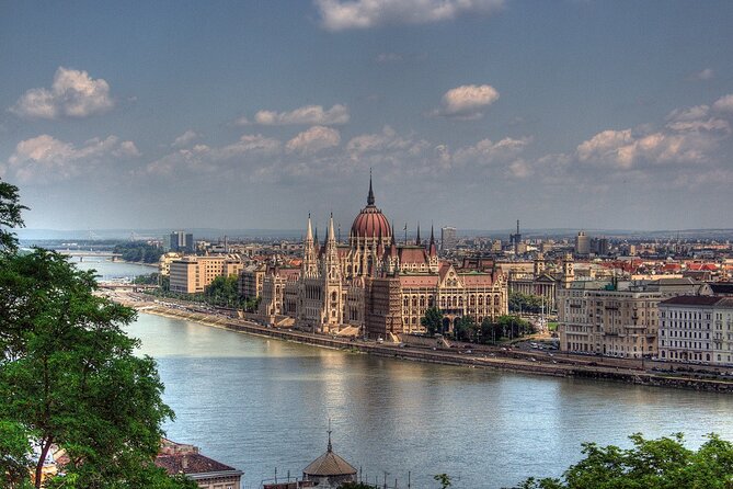 Budapest Small-Group Day Trip from Vienna with Local Guide - Buda Castle and Castle Hill