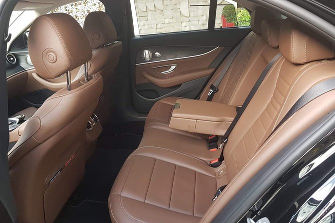 Budapest to Vienna Private Transfer in a Luxury Car - Timing, roadworks, and realistic planning