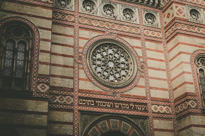 Budapest Unveiled Exclusive Day Tour - The Jewish district combines beauty and painful memory