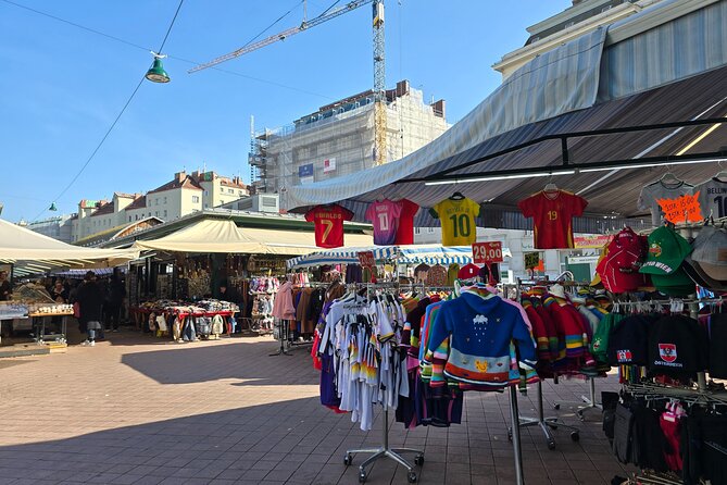 Christmas Markets & Shopping in Vienna - Graben and Kohlmarkt, Vienna’s main central shopping zone