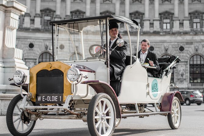 City Sightseeing Tour in an Electro Vintage Car (up to 5 people) - Vienna sightseeing from a small electric car