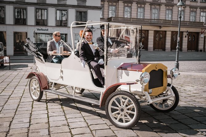 City Sightseeing Tour in an Electro Vintage Car (up to 5 people) - Starting at Herrengasse 12