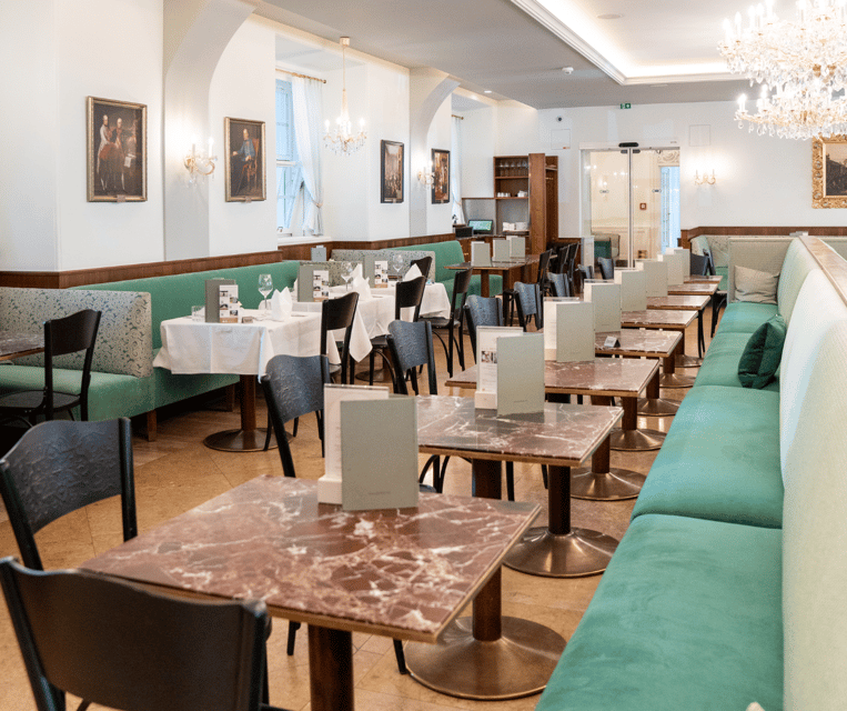 Culinary evening at the Gerstner K. u. K. Hofzuckerbäcker - A palace dinner without another evening transfer