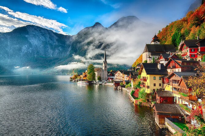 Day Tour from Vienna to Hallstatt and Salzburg with Photographer - Two hours in Salzburg