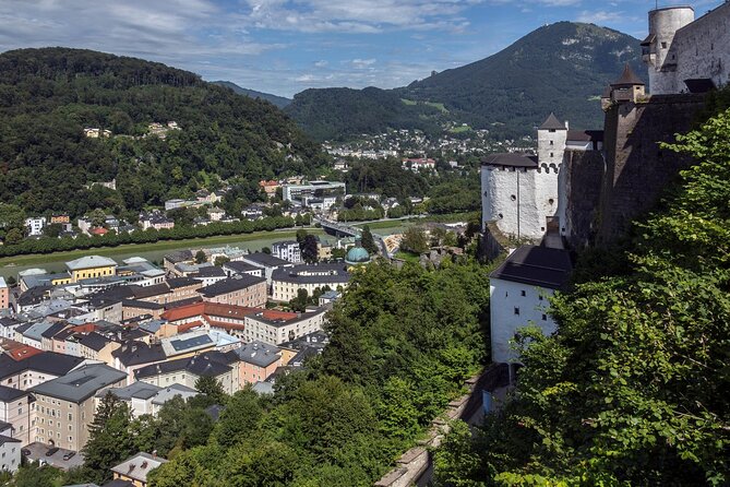 Explore Salzburg in 60 minutes with a Local - A fast introduction to Salzburg’s old town