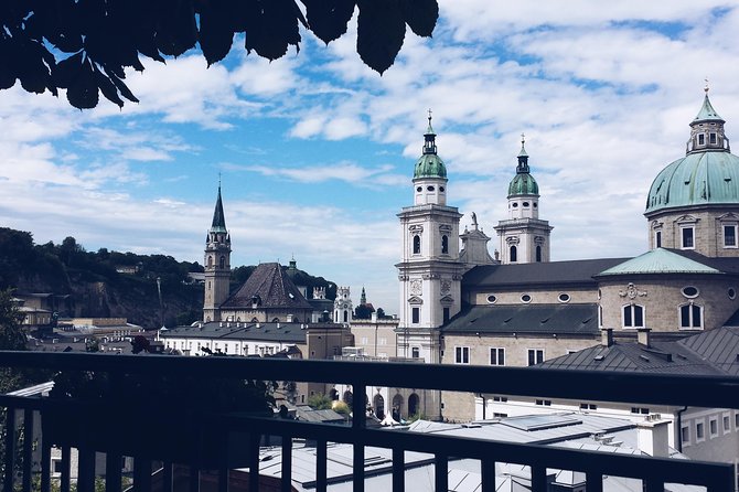 Explore Salzburg in 60 minutes with a Local - Mozart’s residence and Salzburg years