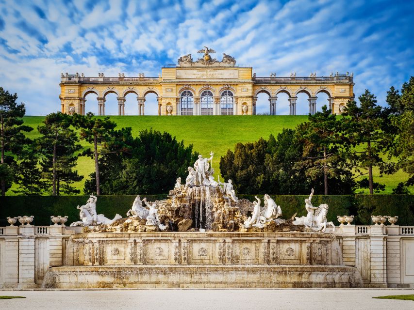 Family Tour Schonbrunn Children Museum Vienna with Transport - Choosing between 2.5 hours and 3.5 hours