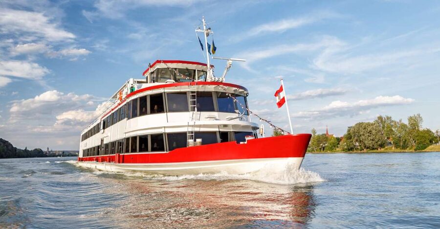 From Krems: Wachau Valley River Cruise on the Danube - What you see as the ship moves through the valley