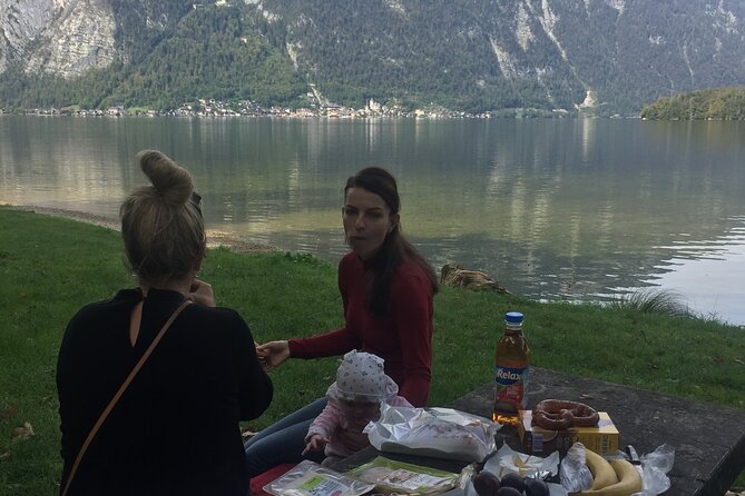From Prague: Private Hallstatt Alps Day Trip with Lakeside Picnic - What you eat, and what you should pack