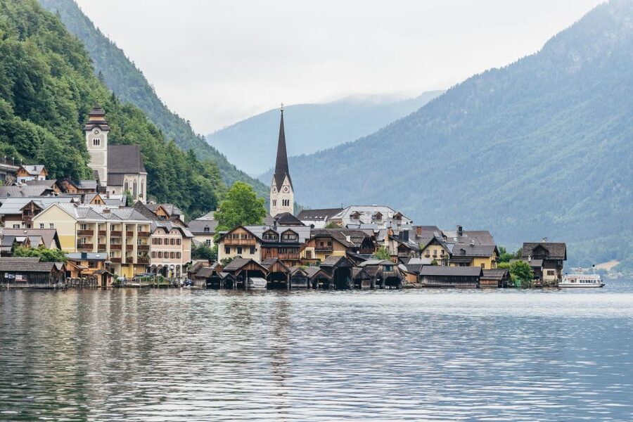 From Salzburg: Half-Day Tour to Hallstatt - The Salzkammergut drive from Salzburg