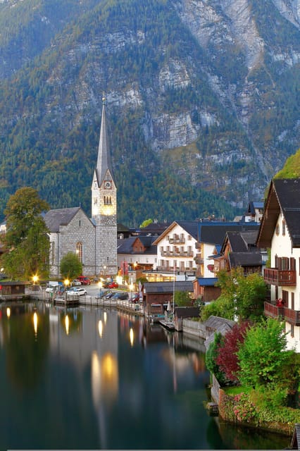 From Salzburg: Private Day Tour of Hallstatt - Seeing Hallstatt from the water