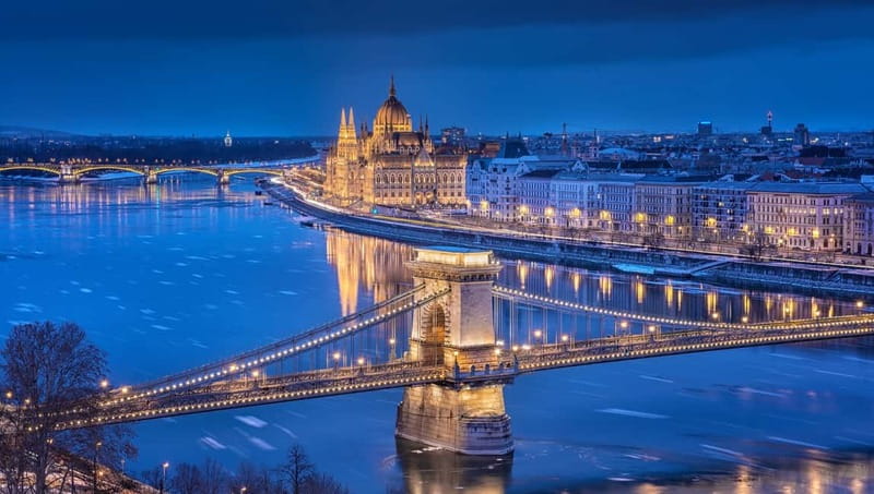 From Vienna: Budapest Group Day Trip - Parliament views and crossing Budapest