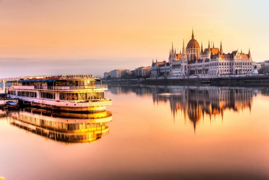 From Vienna: Budapest Group Day Trip - Who will get the most from this day trip
