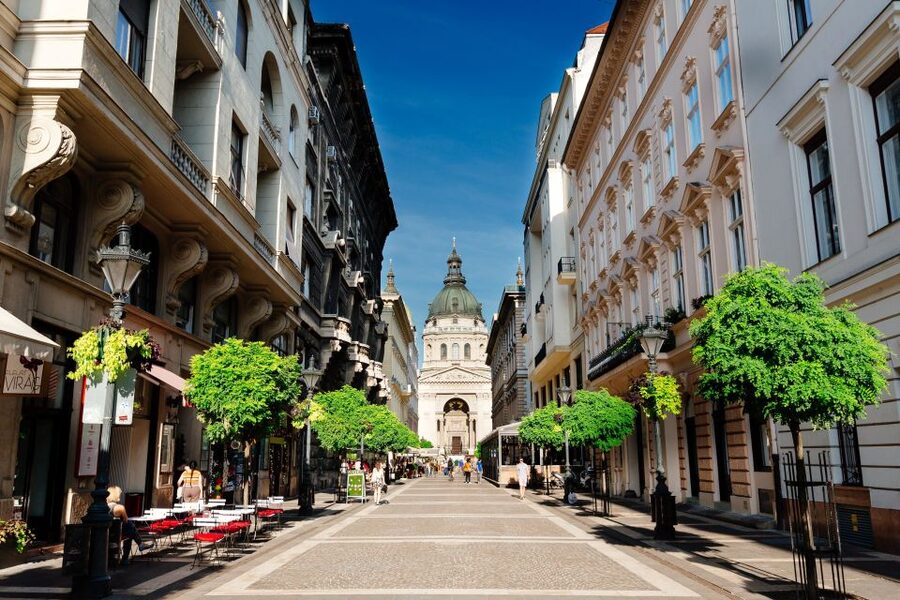 From Vienna: Guided Day Trip to Budapest - How much value do you get for $163?
