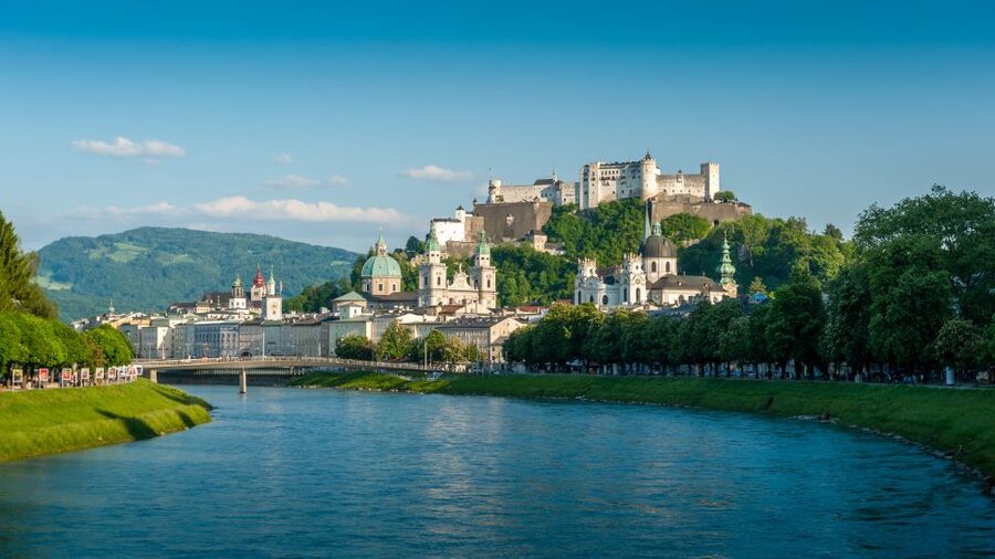 From Vienna: Guided Day Trip to Salzburg - Key points at a glance
