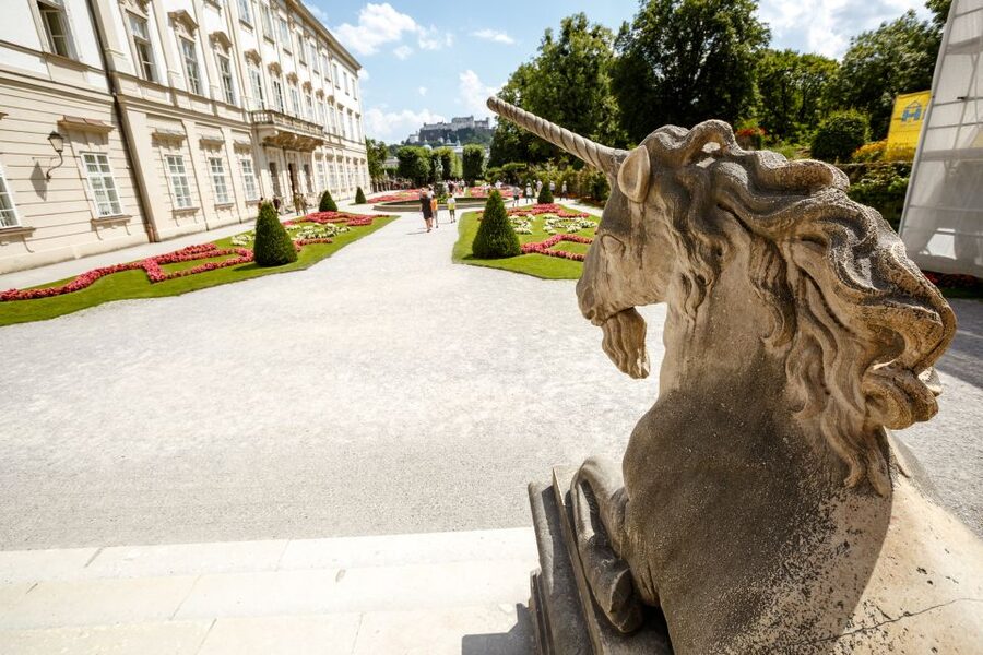 From Vienna: Guided Day Trip to Salzburg - Salzburg Old Town in 105 guided minutes