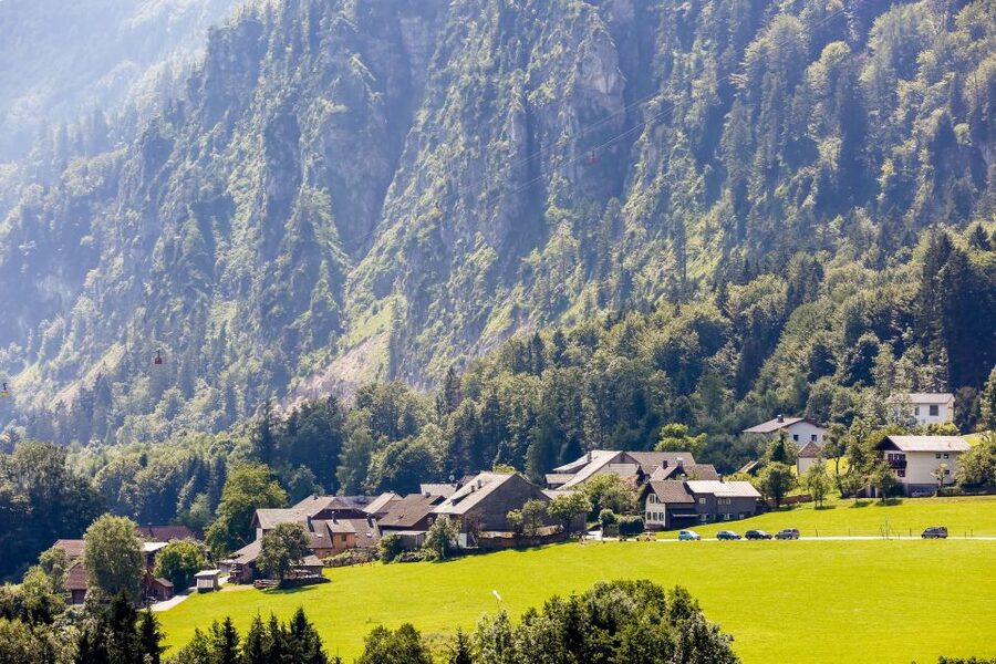 From Vienna: Guided Day Trip to Salzburg - Sound of Music stops for film fans