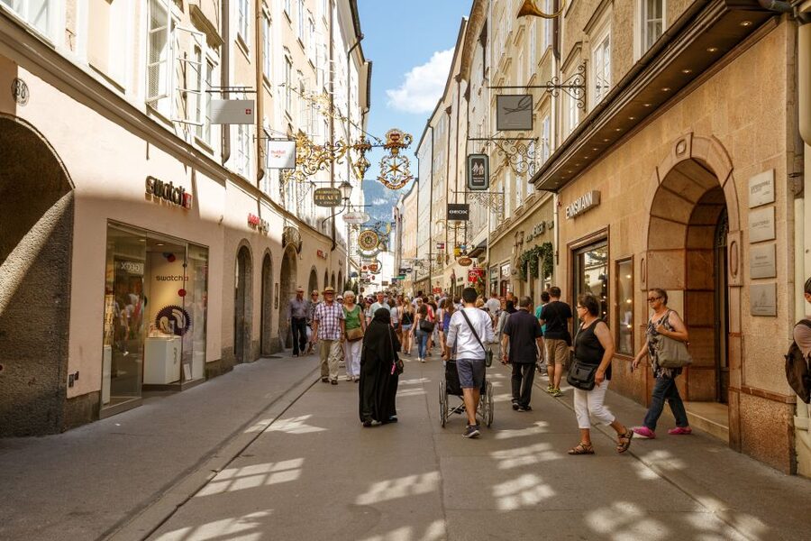 From Vienna: Guided Day Trip to Salzburg - Making the most of 115 minutes of free time