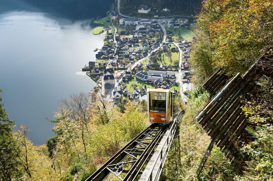 From Vienna: Hallstatt, Mountains & Alpine Lakes Day Trip - Meeting in central Vienna at 7:50 AM