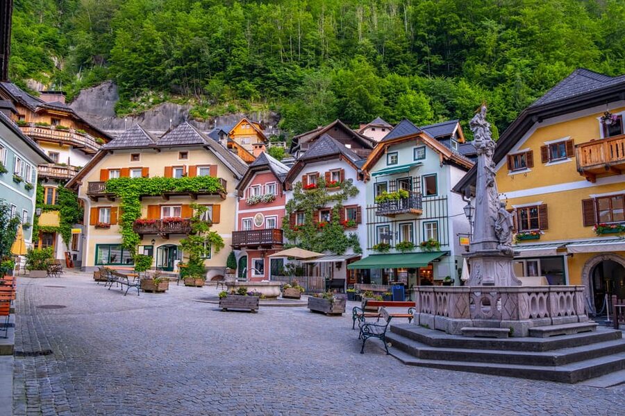 From Vienna: private day trip to Hallstatt and Salzburg - Should you book this Vienna to Hallstatt and Salzburg trip?
