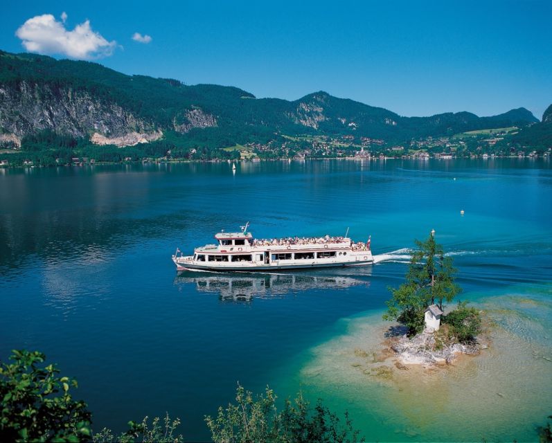 From Vienna: Salzburg and Alpine Lakes Full-Day Trip - The road from Vienna takes patience