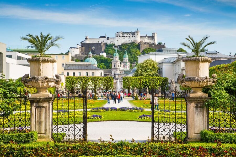 From Vienna: Salzburg Small-Group Day Trip - The long road through Austria