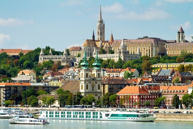 Full-Day Private Trip from Vienna to Budapest - Three hours among Budapest’s essential sights