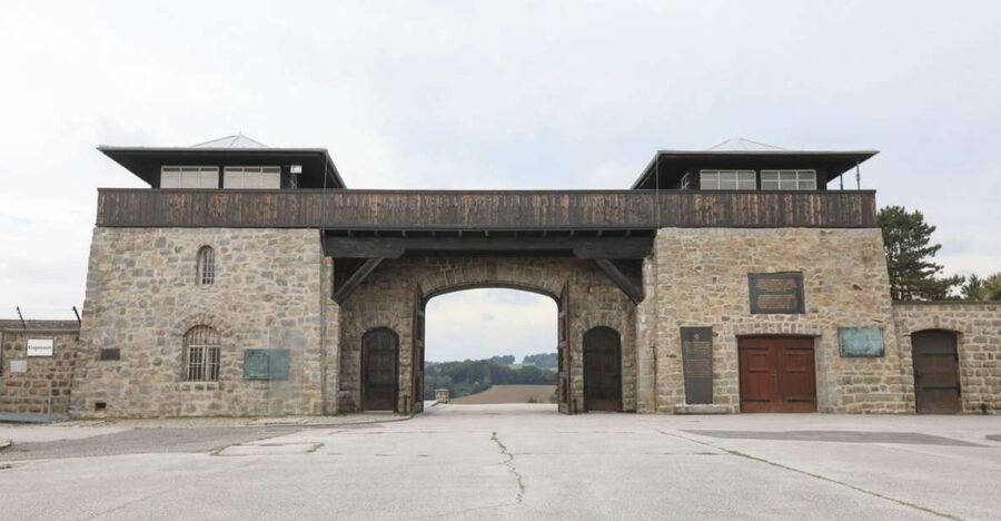 Full-Day Private Trip from Vienna to Mauthausen Memorial - The two-hour drive from Vienna