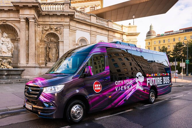 Future Bus Tours - Vienna's highlights bus tour with virtual reality - Who will enjoy this tour most