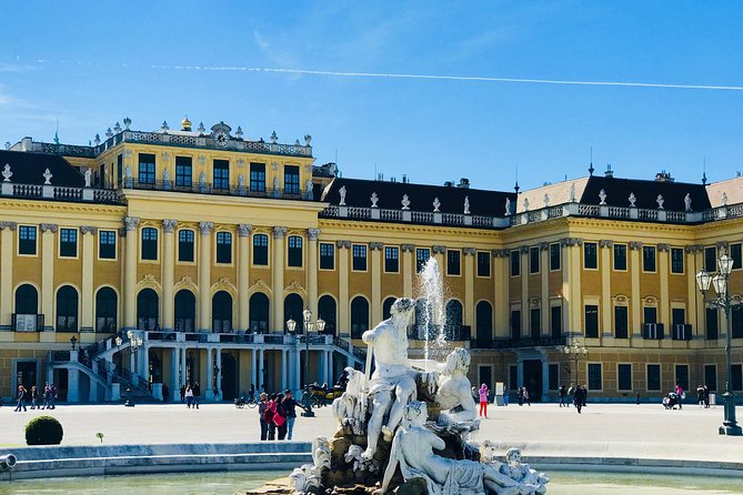 Grand Schoenbrunn Palace and Carriage Museum Tour Small Group - How the guide affects the experience