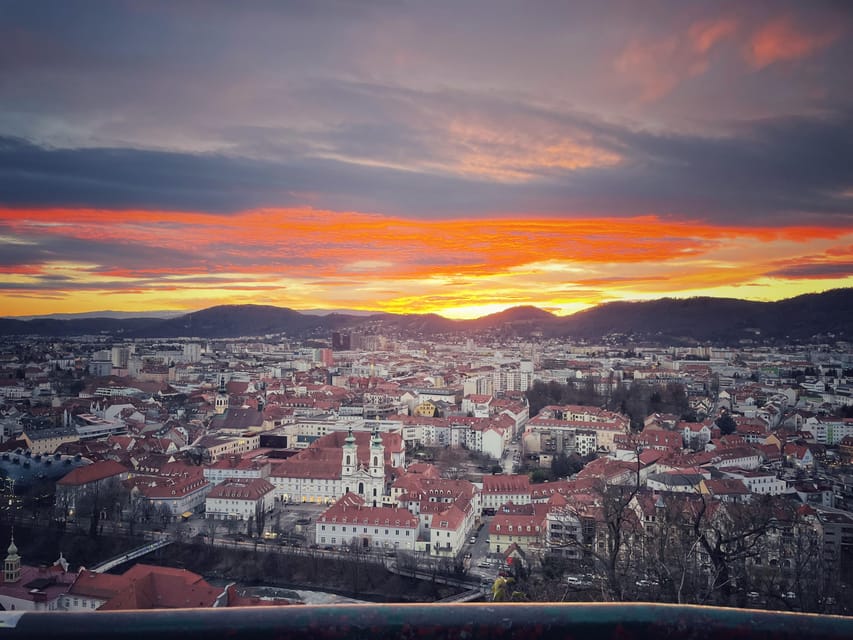 Graz: Funicular Ride & Schlossberg Picnic Experience - The funicular and Schlossberg’s upper paths
