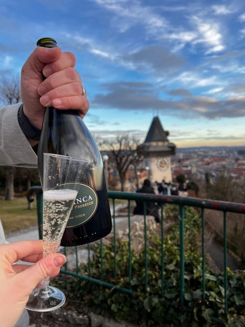 Graz: Funicular Ride & Schlossberg Picnic Experience - Accessibility and practical limits