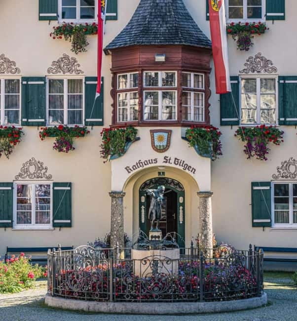 Hallstatt Highlight tour with St. Gilgen Tour from Salzburg - What the $738 price means for your group