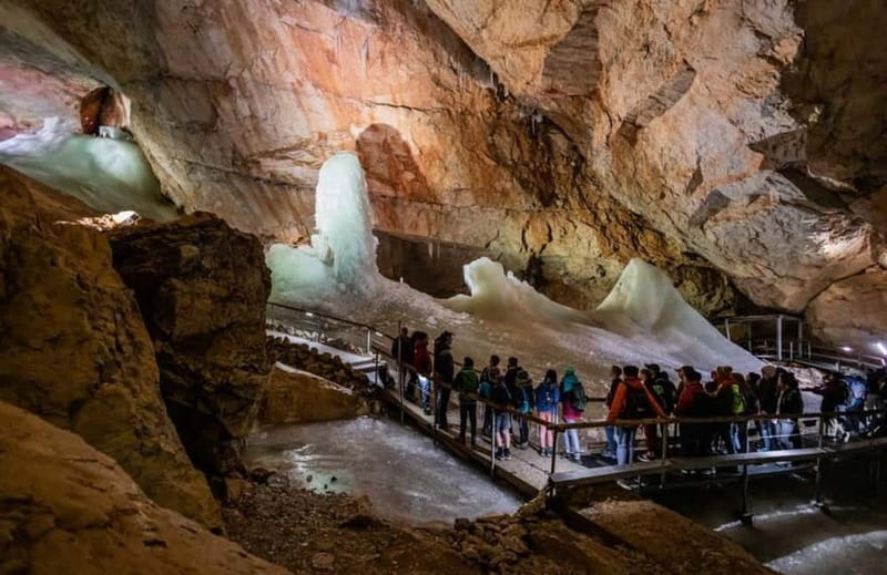 Hallstatt & Ice Cave & 5 fingers Private Trip From Salzburg - Cost, timing, and the real value