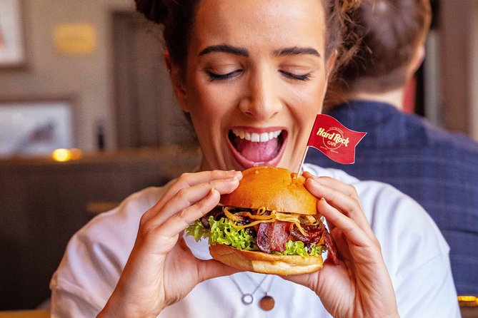 Hard Rock Cafe Vienna with Set Menu for Lunch or Dinner - Priority seating and the best time to arrive