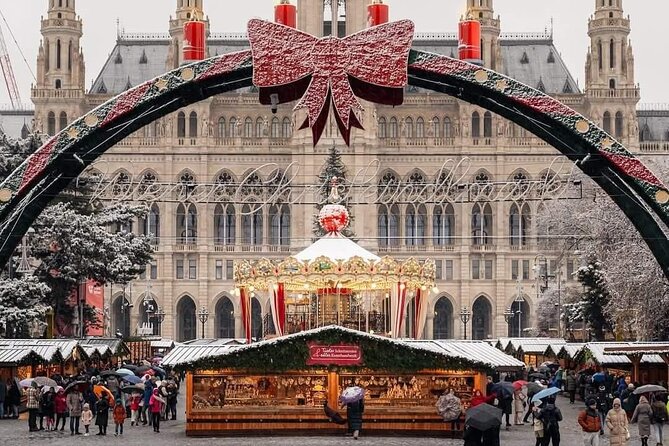Highlights of Vienna in a Historical & Cultural 3h Walking Tour - Hotel Sacher and Vienna’s sweet side