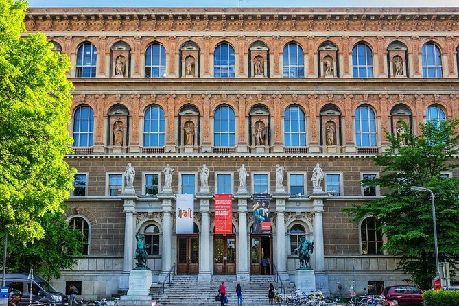 Historical Hitler Walking Tour of Vienna - Why Hitler’s Vienna story needs more than one famous square