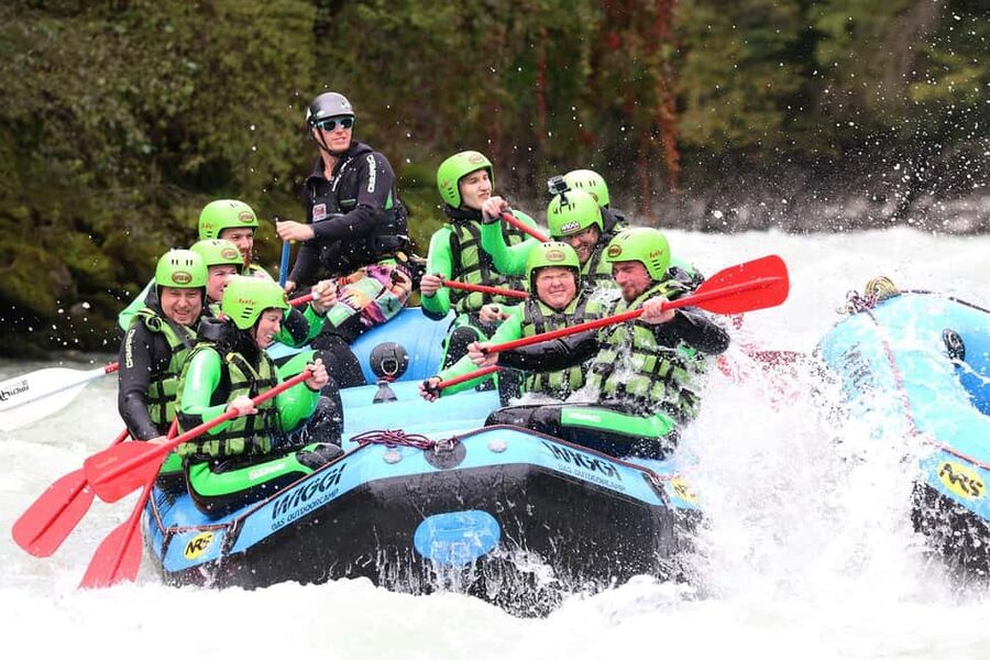 Imst: Rafting the Imster Gorge - The 15-minute transfer gets you to the river