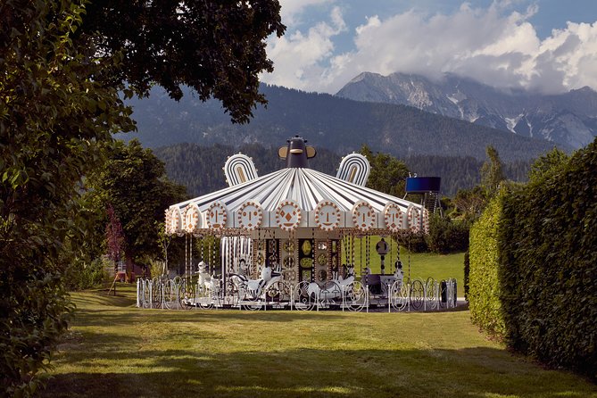 Innsbruck and Swarovski Crystal Worlds Private Tour from Salzburg - Who will get the most from this day