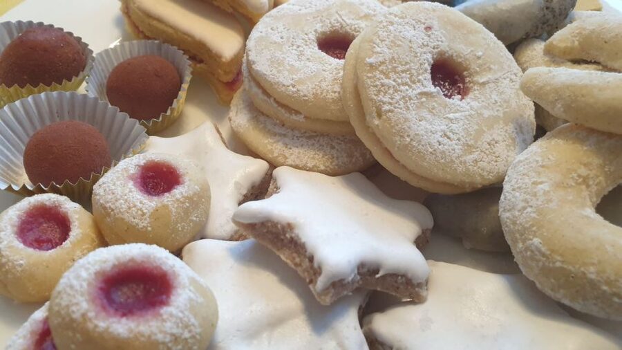 Innsbruck: Christmas Tour with a licensed guide - Key points to know before booking